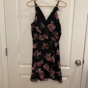 Women’s Black Medium Floral Dress